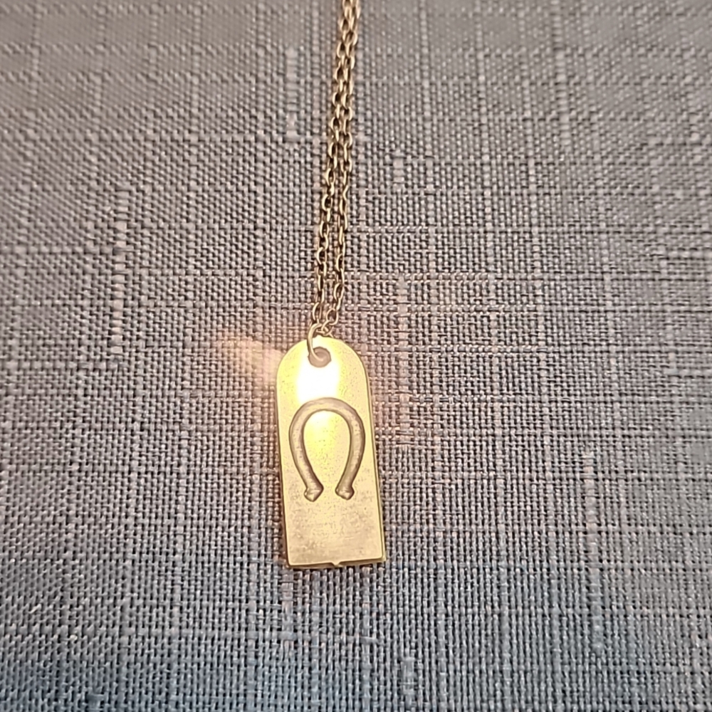 Sterling silver chain with pendent